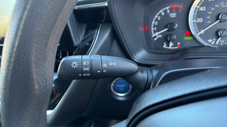 Toyota Corolla Petrol 1.8 VVT-i Hybrid Commercial Auto